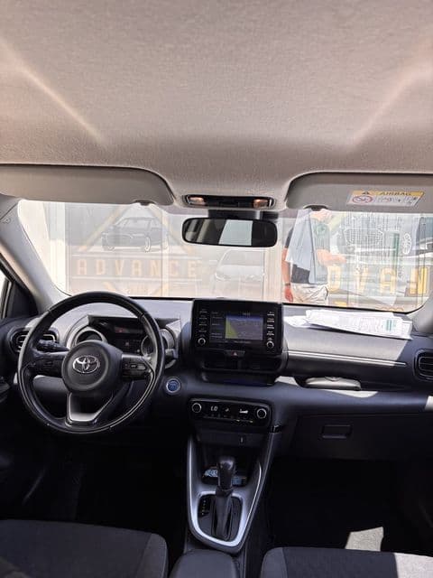 Toyota Yaris 2022 4